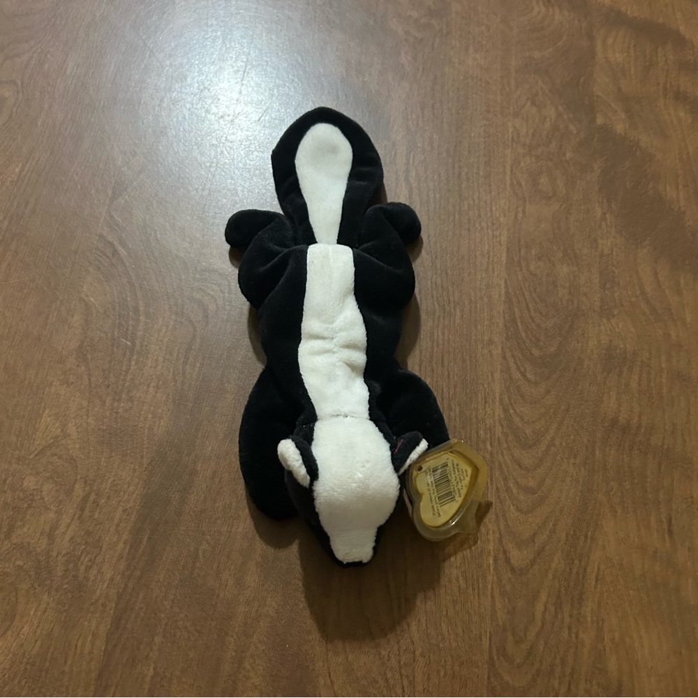 Ty Beanie baby "Stinky"